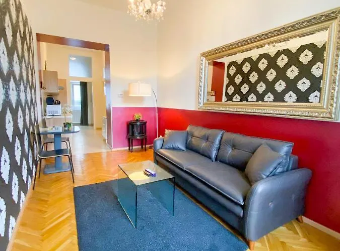 Near Donaukanal & U4 - U2 Metro Apartment