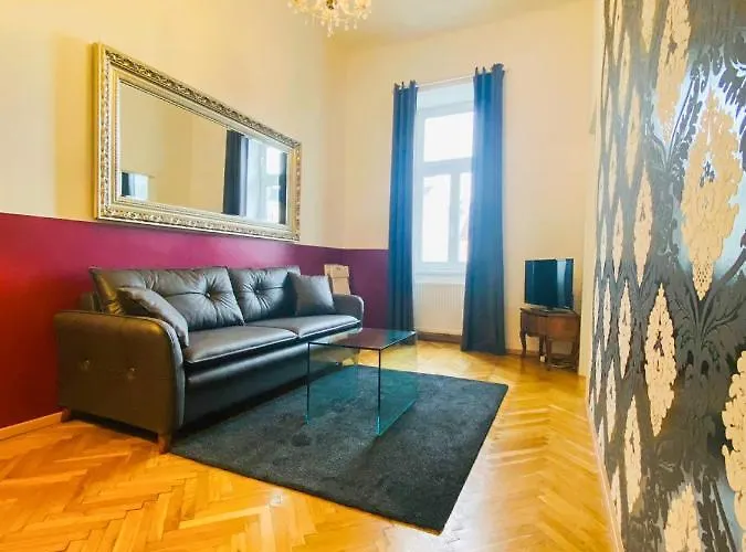 Near Donaukanal & U4 - U2 Metro Apartmán *
